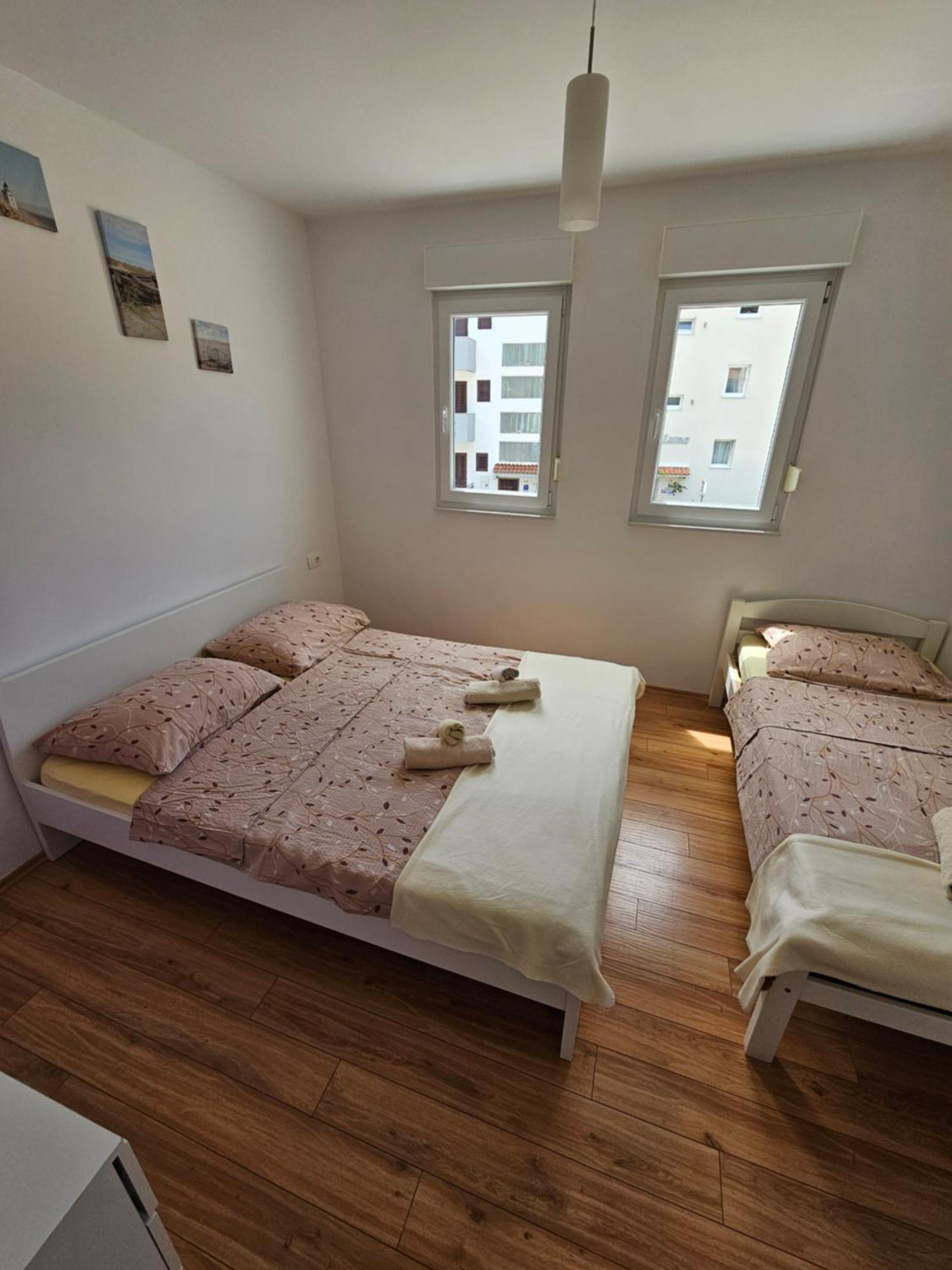 Apartments Lara 德尔韦尼克 客房 照片
